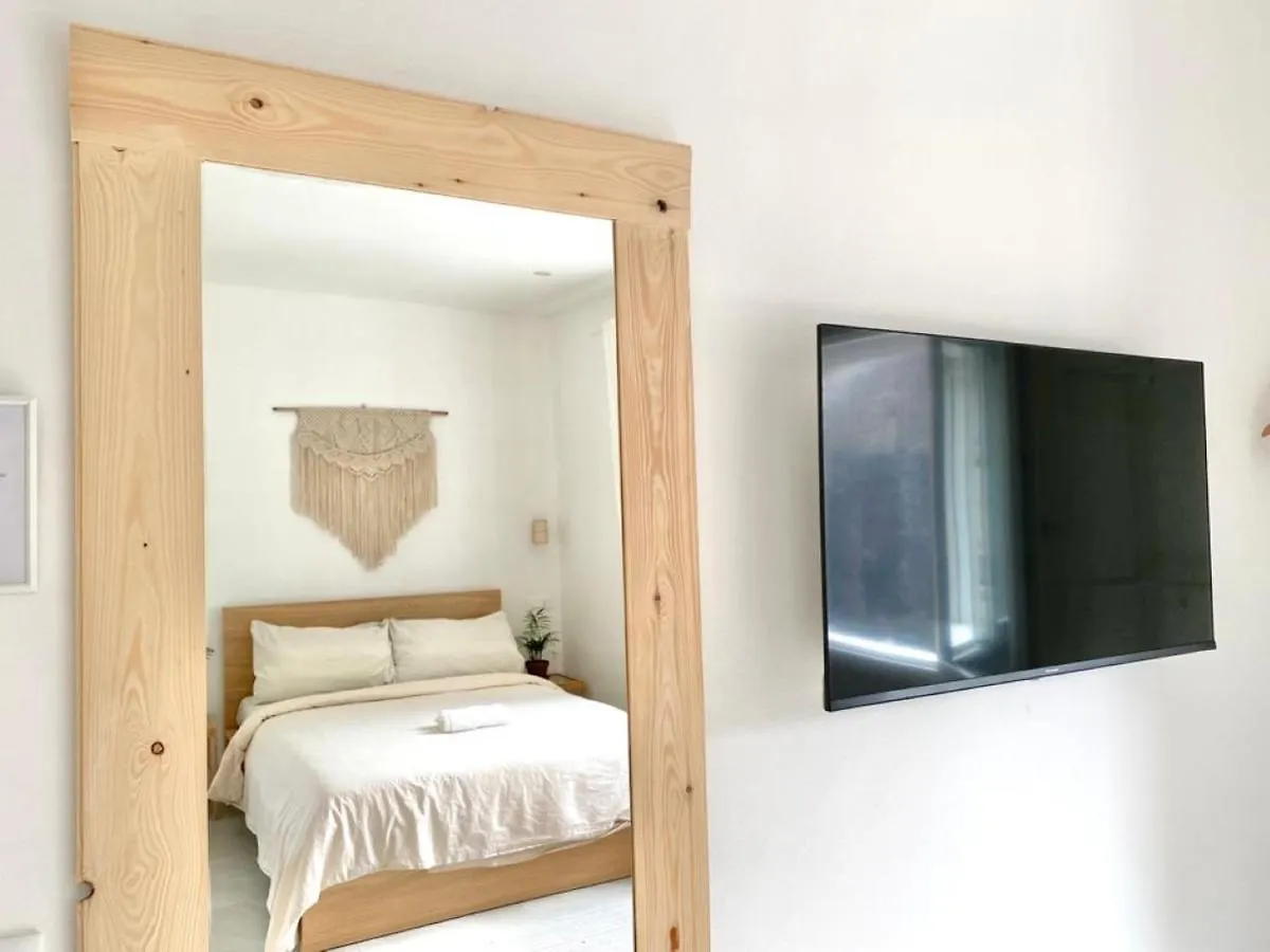 Alojamento de Acomodação e Pequeno-almoço Pathos Guest House Quarto dʼAltino Itália